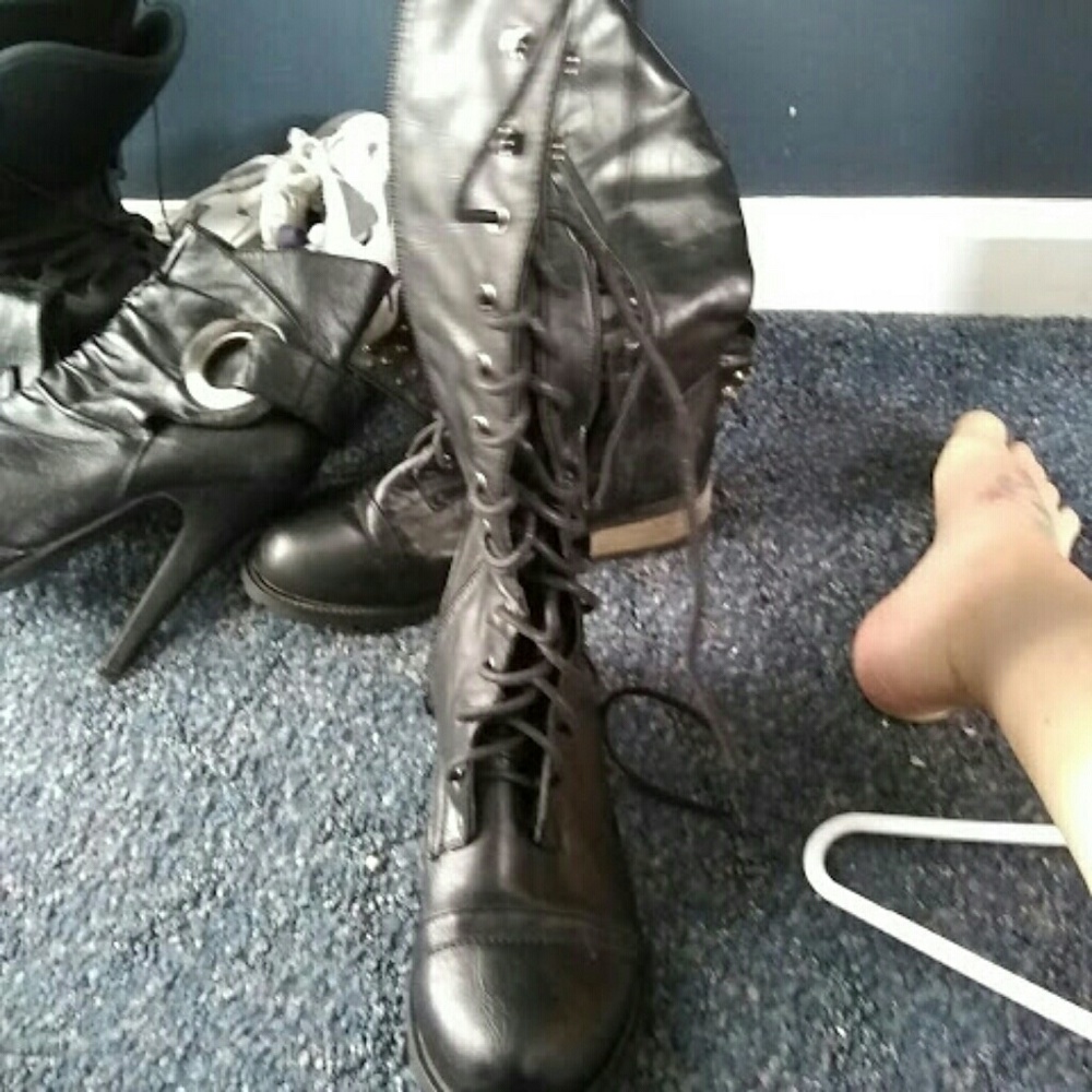 Boots - Picture 2 of 2
